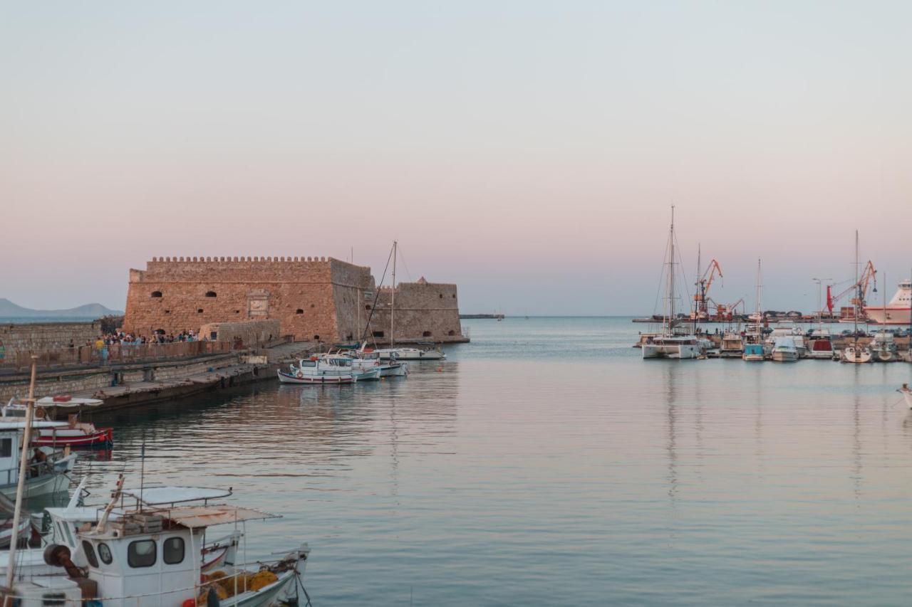 Theros By Agora Luxury Apartments In The Heart Of Heraklion Exterior foto